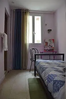 פריז Hotel Saint Georges 2*,
