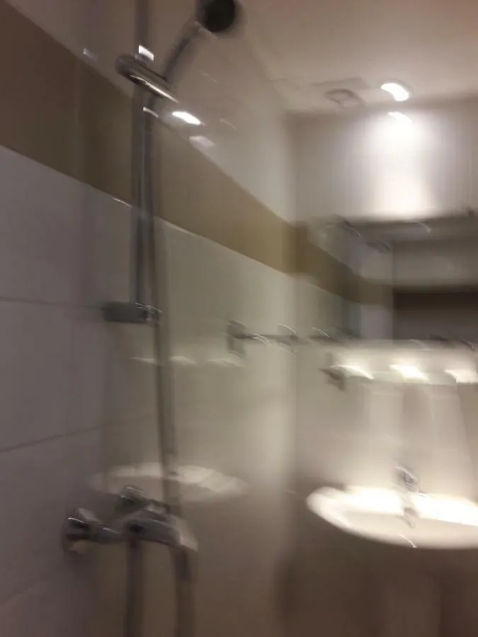 **  פריז Hotel Saint Georges צרפת